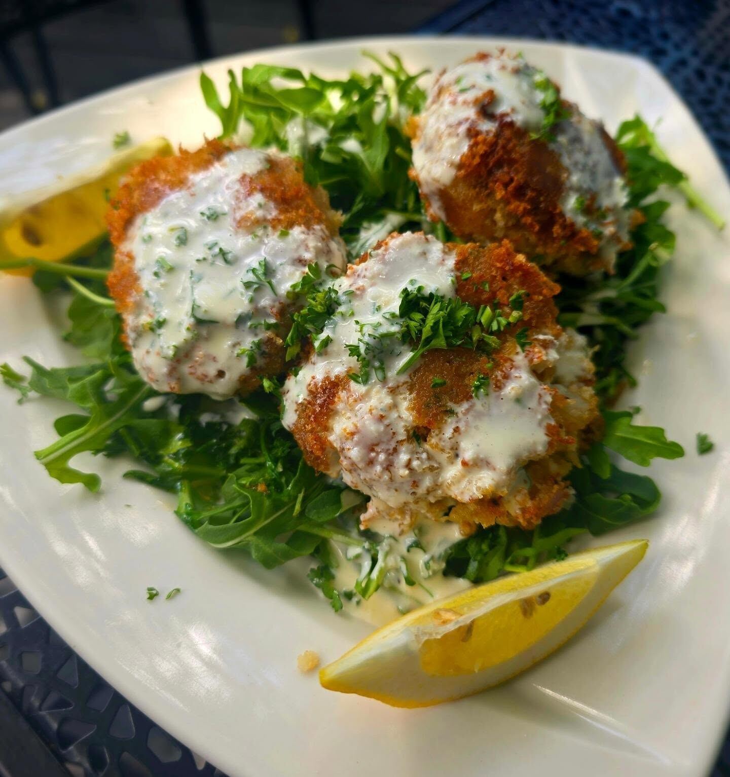 Crab cakes at Borracho's